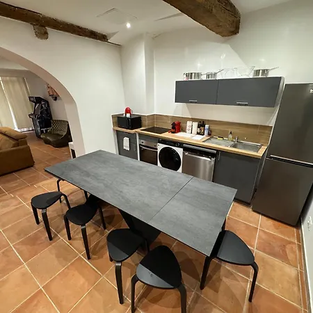 Spécial Groupe, 10 Personnes, Centre Vieux Appartement *