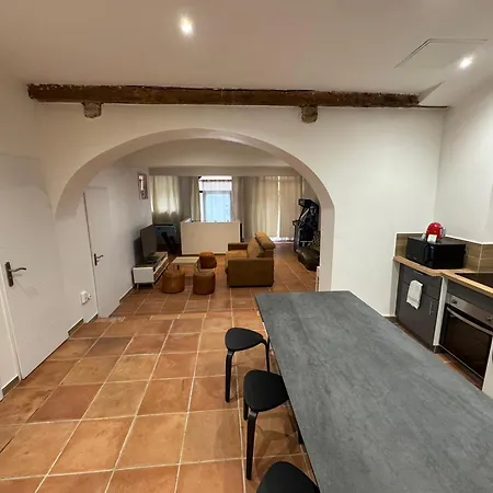 Spécial Groupe, 10 Personnes, Centre Vieux